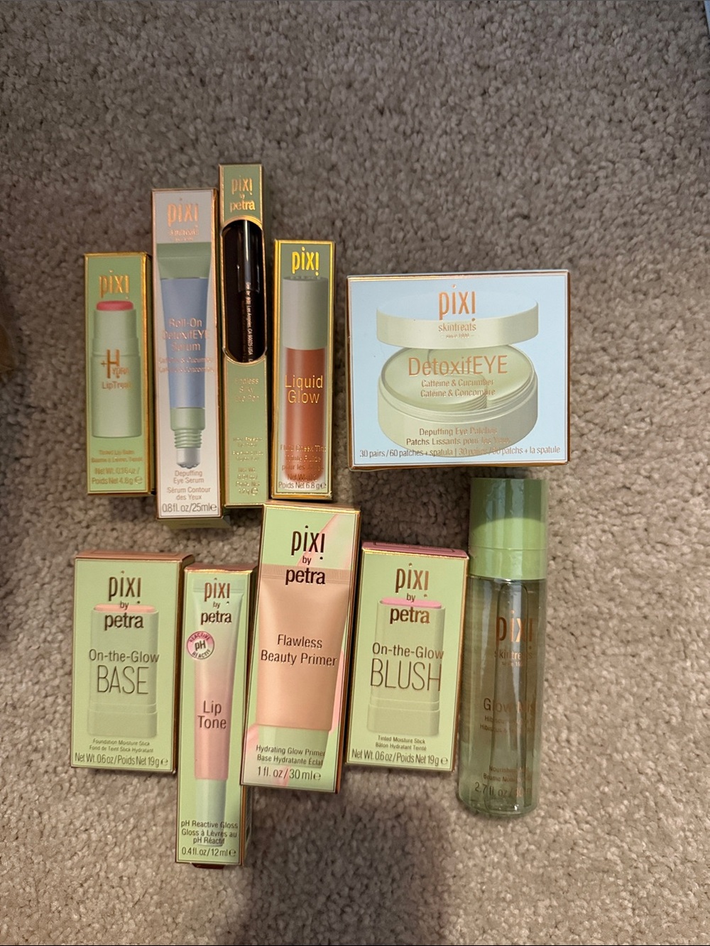 Pixi On-the-Glow Blush & Skin Care Set in Green